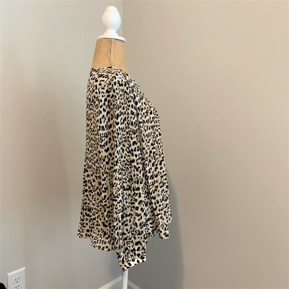 NWT Banana Republic Top Blouse Cheetah Print Pleated MP NWT - Picture 4 of 8